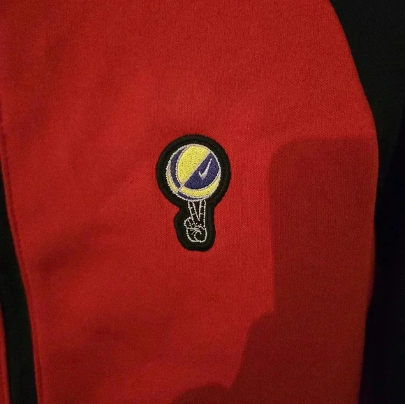 Nike Air Basketball Red Black Jacket Full Zip Peace Love DZ3074 657 Mens Small - Picture 2 of 8